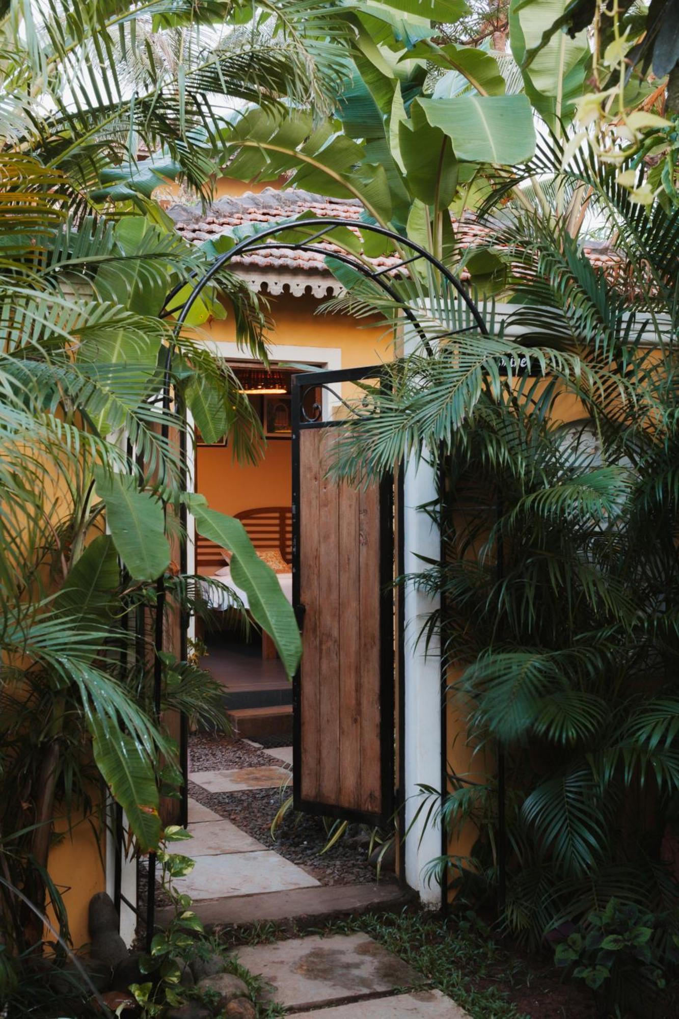 Fiesta Beach Resort Baga Exteriér fotografie